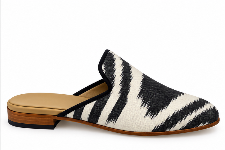 Eternal Leaf Handcrafted Ikat Silk Velvet Mule