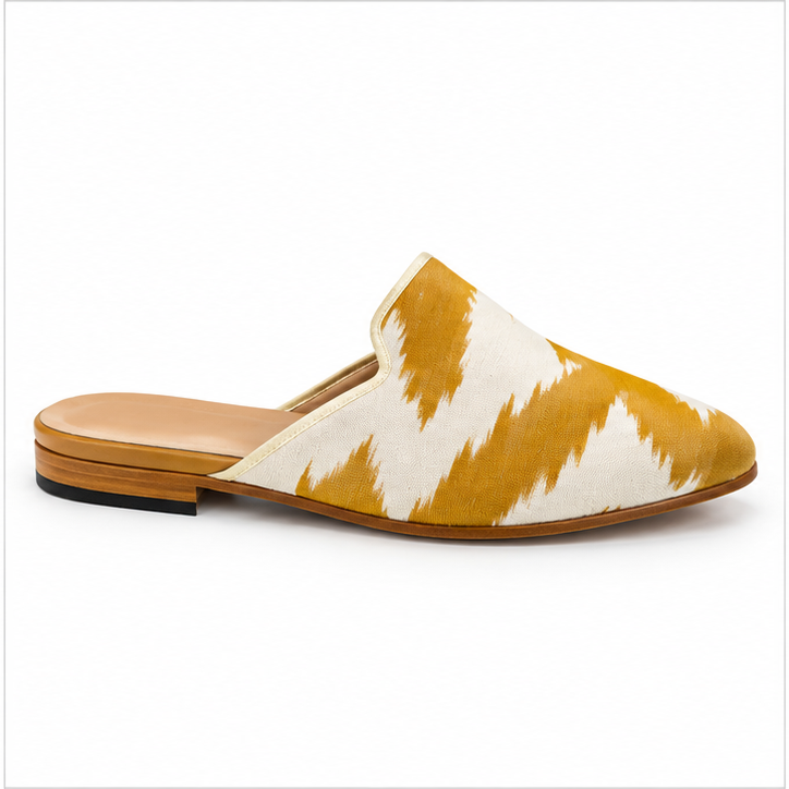 Eternal Leaf Handcrafted Ikat Silk Velvet Mule