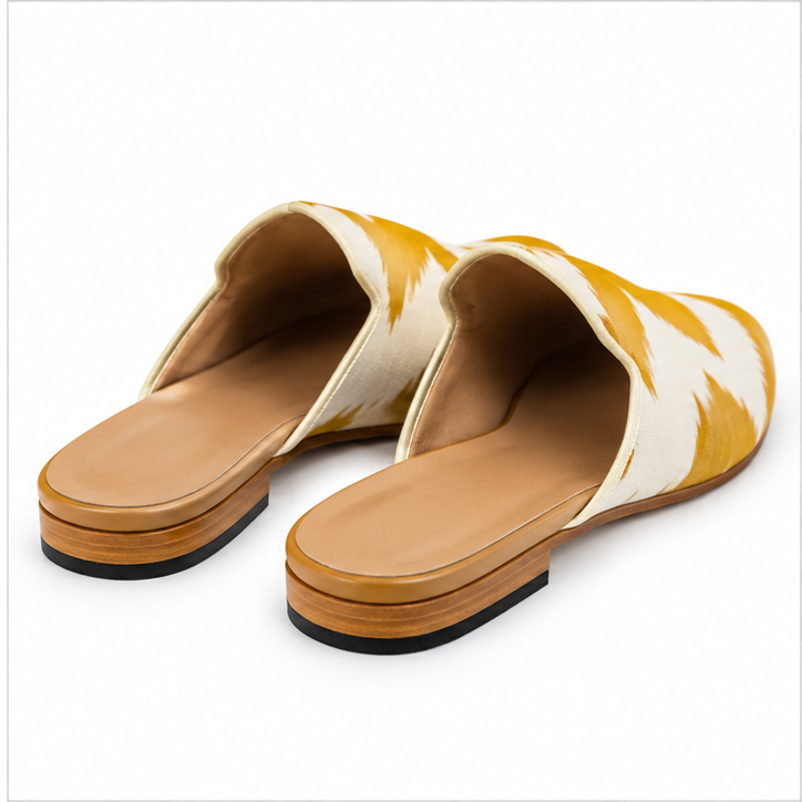 Eternal Leaf Handcrafted Ikat Silk Velvet Mule